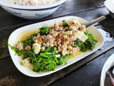 Yai Pood