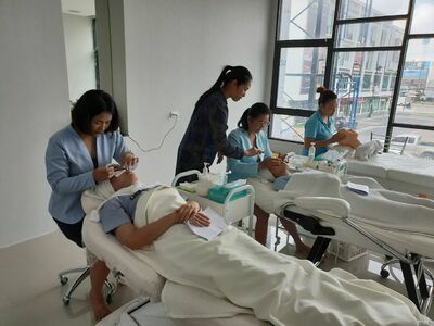 Doctor Daojai and Doctor Sompong Clinic