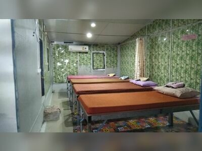 Kamon Puh Massage