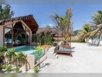 Irene Pool Villa Resort