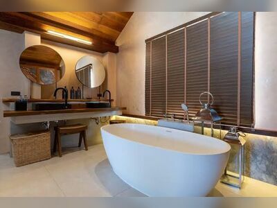 Irene Pool Villa Resort