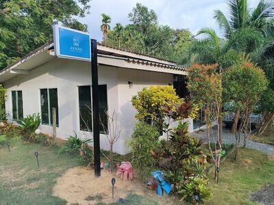 Janzo House