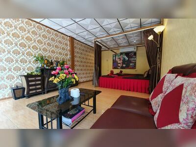 INTRA Massage & Spa