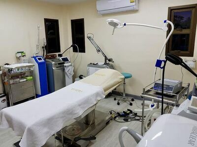 Dr. Nawat Dermatology Clinic