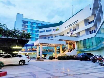 Viang Tak Riverside Hotel