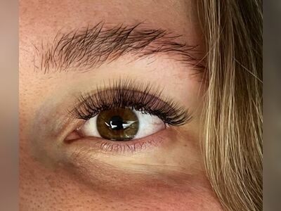 Lashes Babe Eyelash Studio
