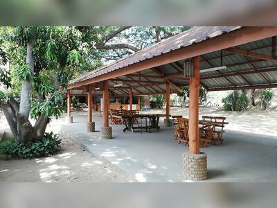 Riverside Park Tak Restaurant