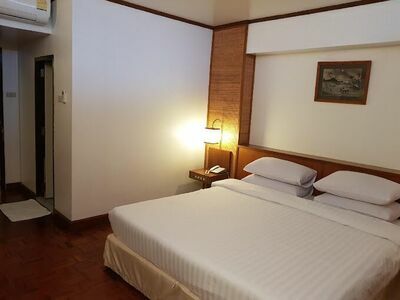 Dusit Hotel