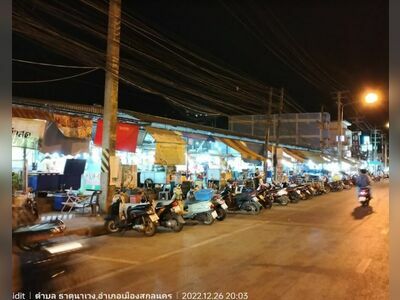 Baan That Night Market