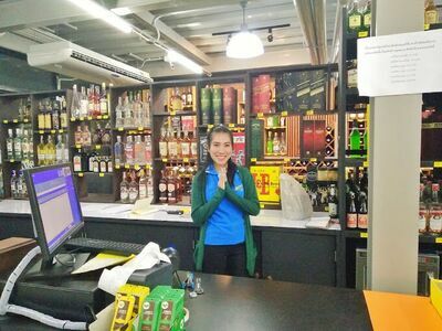 Phat Market) in Koh Lipe
