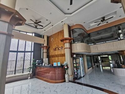 Vince Sakon Hotel