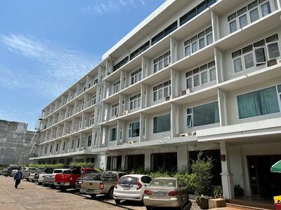 Dusit Hotel