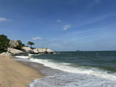 Sai Noi Beach