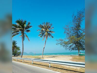 Sam Roi Yot Beach