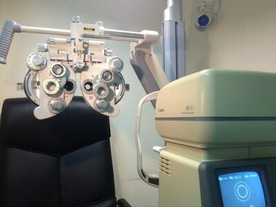Dr. Phayatch Eye Clinic