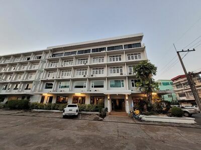 Dusit Hotel