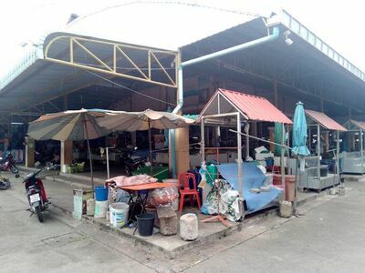 Chai Phon Market