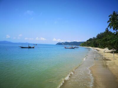 Pharadonphap Beach