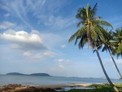 Pharadonphap Beach