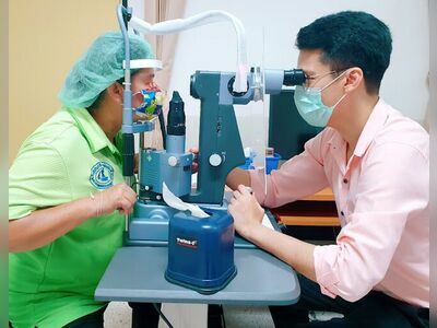 Dr. Sittipong Eye Clinic