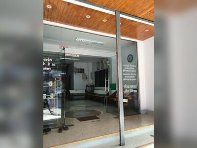 Chumphon Ruam Paet or Dr. Wana - Dr. Chatchai Clinic