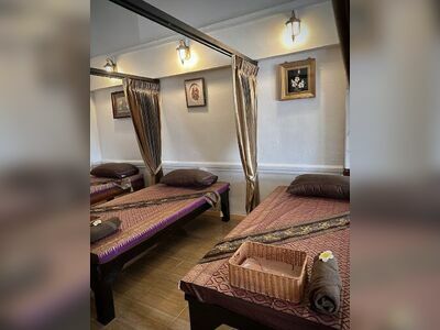 San Sabai Chumphon Massage