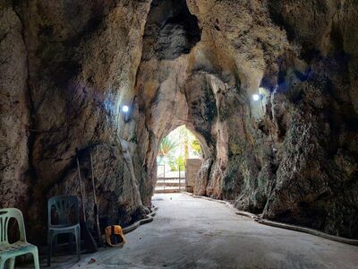 Wat Tham Pong Pang