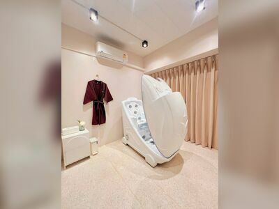 Queenetta Beauty & Slim Chumphon