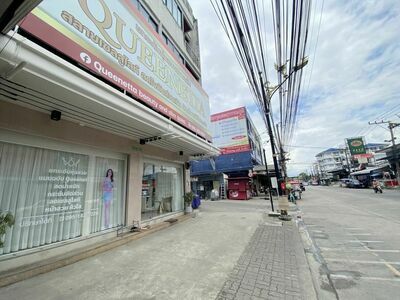 Queenetta Beauty & Slim Chumphon