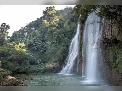 Thi Lo Su Waterfall
