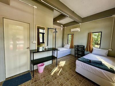 Eclipse Hostel & Bar