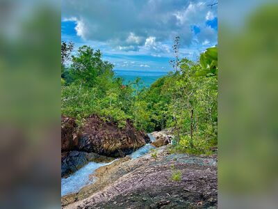 Than Song Praeng Waterfall