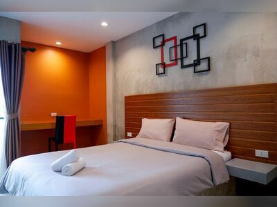 B3 Hotel