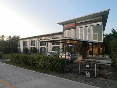 B3 Hotel