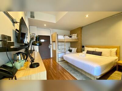 The Plug Hotel @ i-Biz Avenue