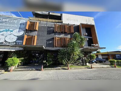 The Plug Hotel @ i-Biz Avenue