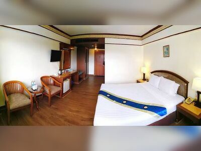 Grand Park Hotel