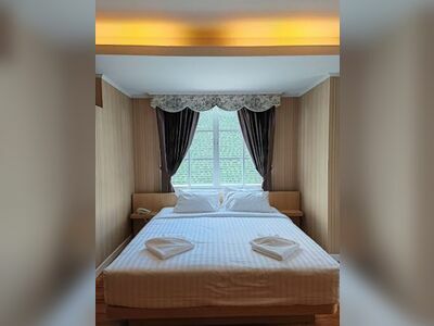 English Resotel