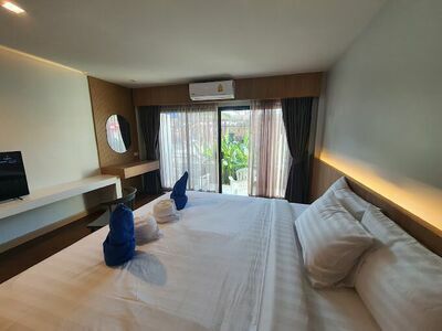 Nakhon Non Len Hotel