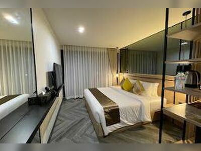 The Gold Living Life Hotel