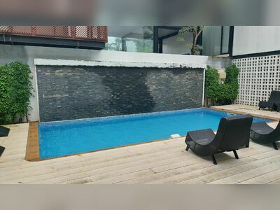 The Gold Living Life Hotel