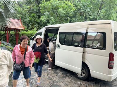 Pharsitchai Kohchang Motorbike for rent