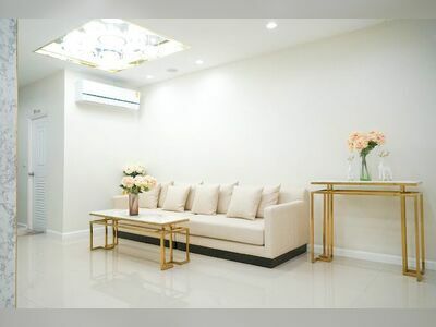 Apiradee Clinic