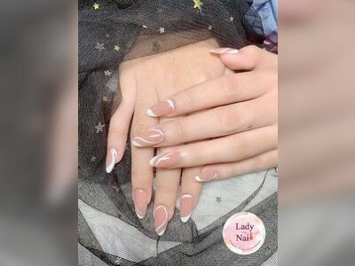 Main Attractions and Services at Lady Nail & Spa