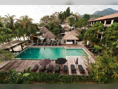 Aana Resort & Spa