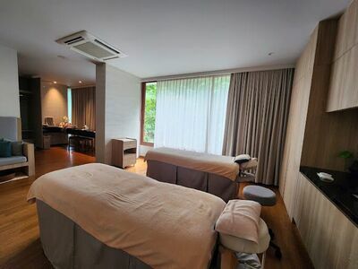 Rainforest Spa
