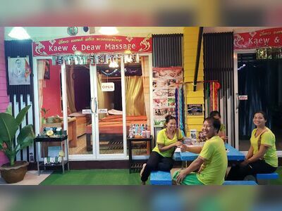Boss Collection Kaew & Daew Massage