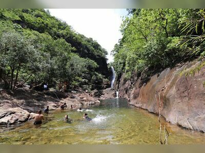 Khlong Phlu Waterfall