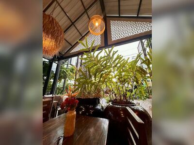 Khao Kwan Restaurant