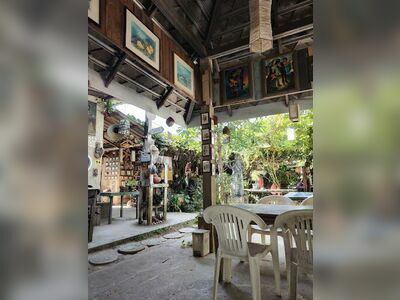 Blues Blues Arts & Food